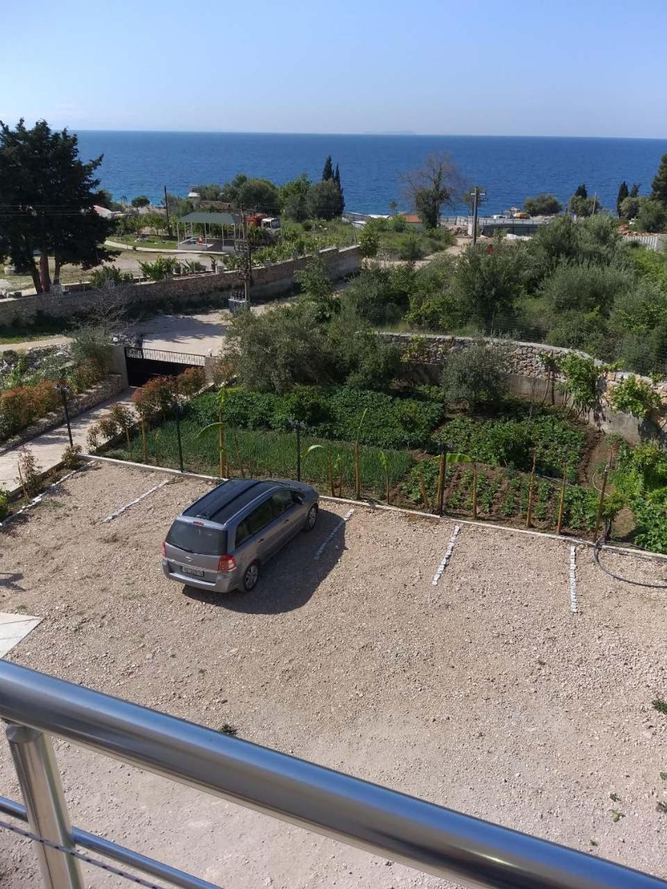 Hotel Afrodite Dhërmi 外观 照片