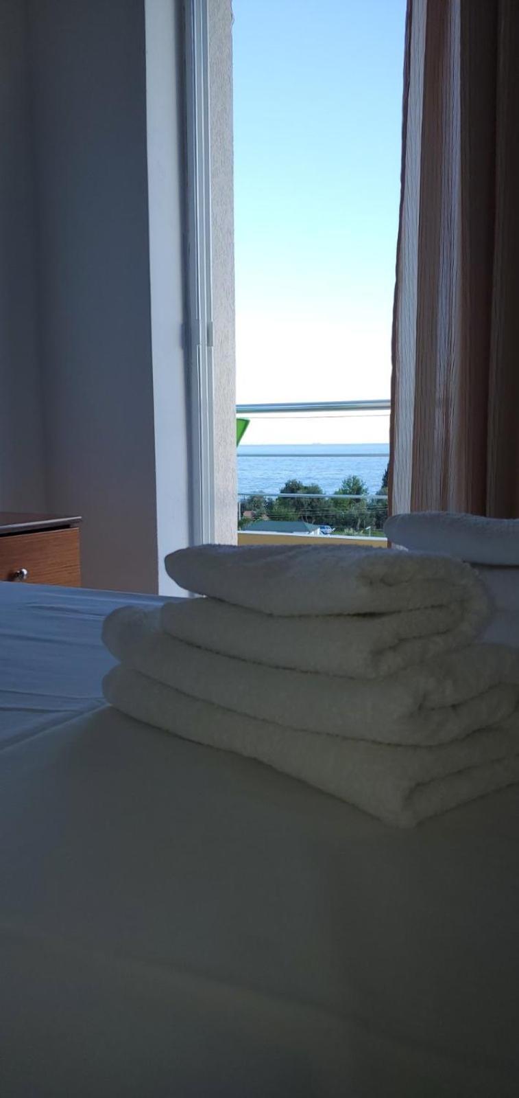Hotel Afrodite Dhërmi 外观 照片