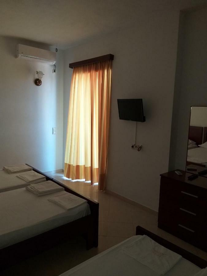 Hotel Afrodite Dhërmi 外观 照片